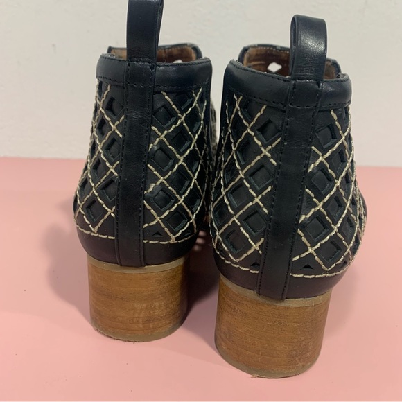 Jeffrey Campbell Taggart Ankle Booties Cutout Perforated black boots size 9 - Picture 9 of 12